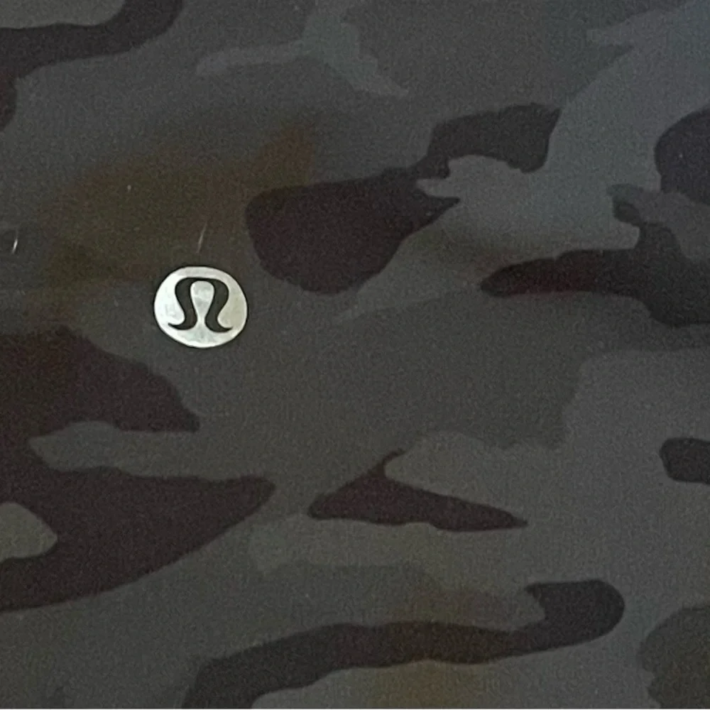 Lululemon Vuori Alo Yoga Women’s Align Crop 21” Camo Green 6 - Picture 8 of 13